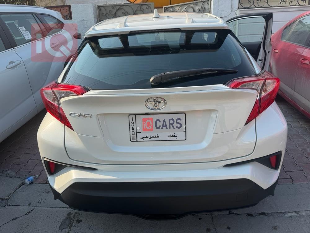 تويوتا سي اتش ار